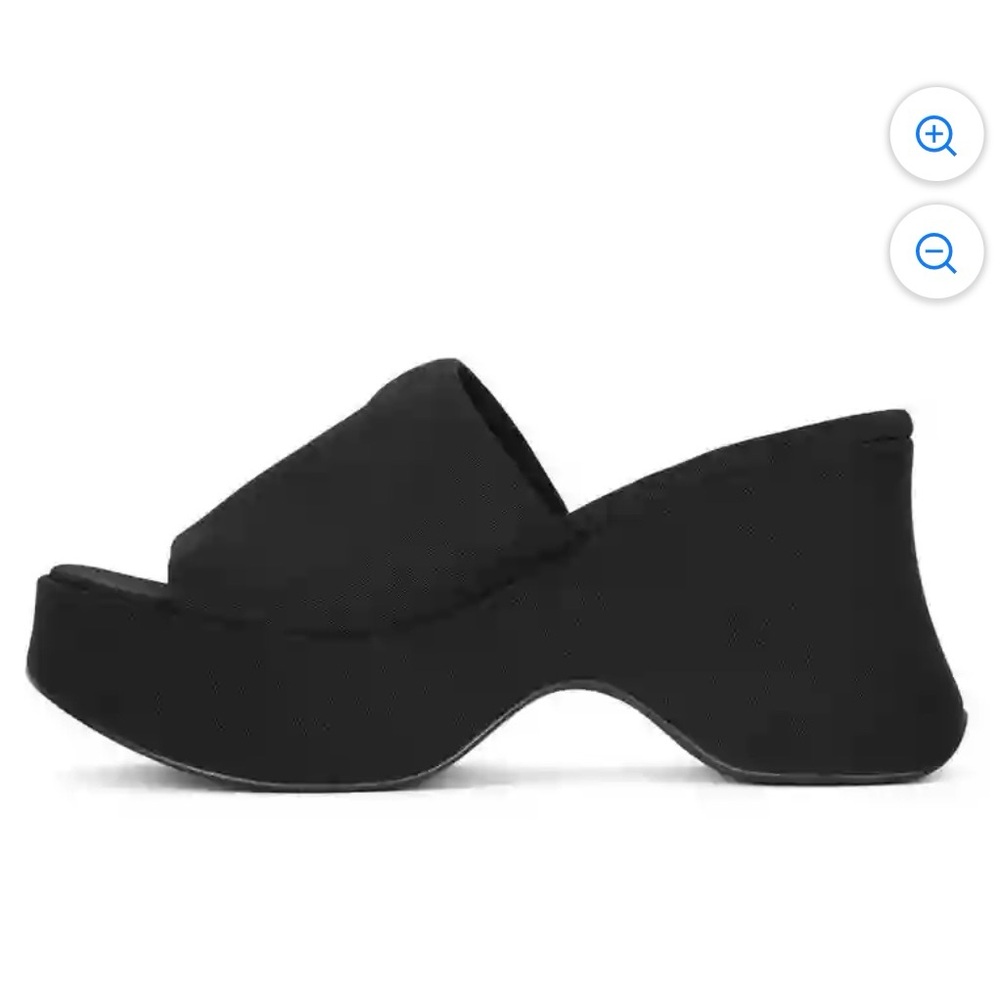 Jeffrey Campbell - Black 6Teen Platform Sandals (In original packaging!)